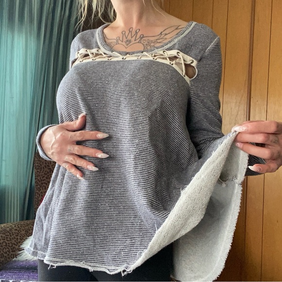 Free People flowy cotton striped sweater with lace front detail - Picture 4 of 6